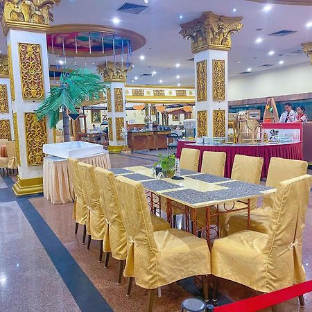 נגויה Pacific Palace Hotel מראה חיצוני תמונה