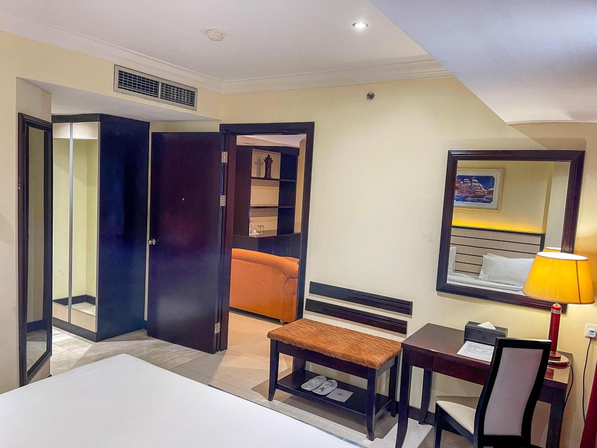 נגויה Pacific Palace Hotel חדר תמונה