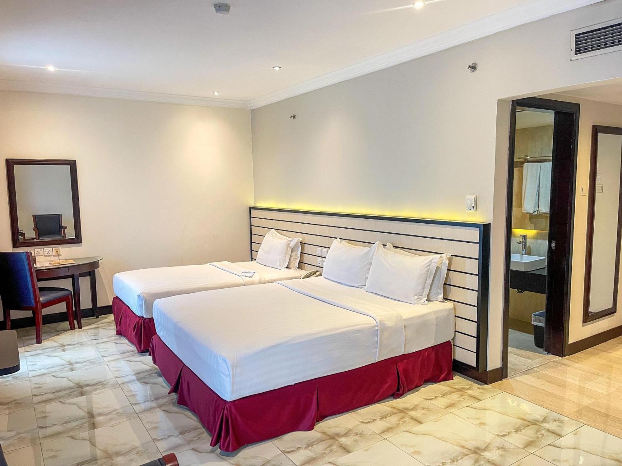 נגויה Pacific Palace Hotel חדר תמונה