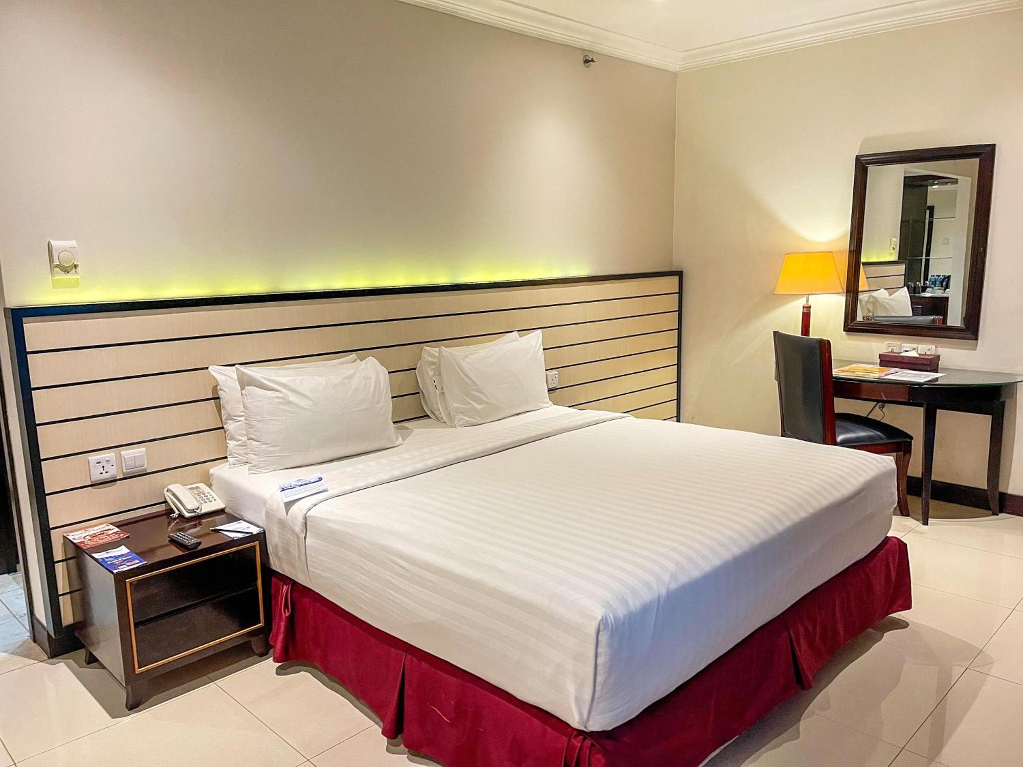 נגויה Pacific Palace Hotel חדר תמונה